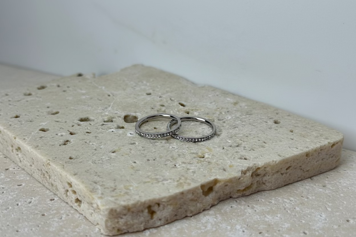 Eterna Crystal Ring